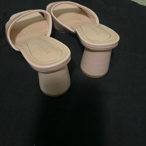 BAMBOO Cream Heels Minimalist Design - Picture 4 of 5